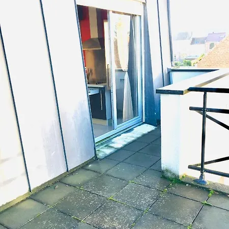 Magnifique 2 Chambres Avec Parking דירה *